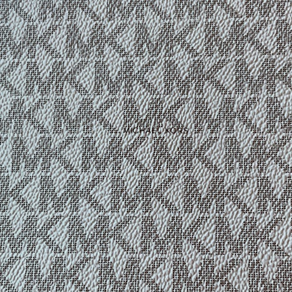 📔MICHAEL KORS NOTEBOOK 📔 NWT 📔 - Picture 15 of 16